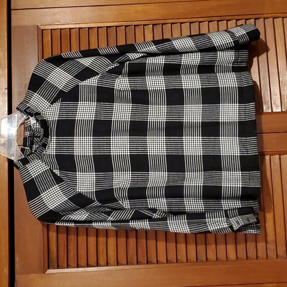 LOFT Tops - NWT LOFT plaid shirt